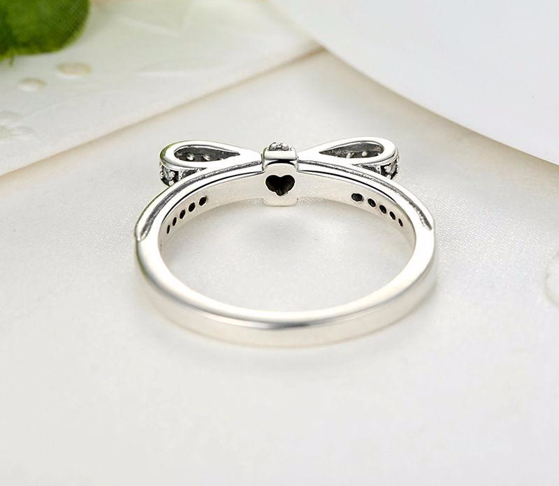 Sparkling Bow Knot Micro Ring